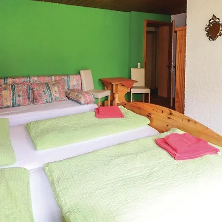 Lägenhet Nice In W/ Sauna And 5 Bedrooms *