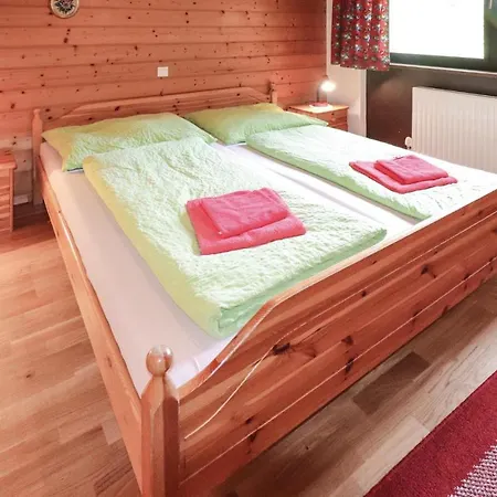Lägenhet Nice In W/ Sauna And 5 Bedrooms Gargellen